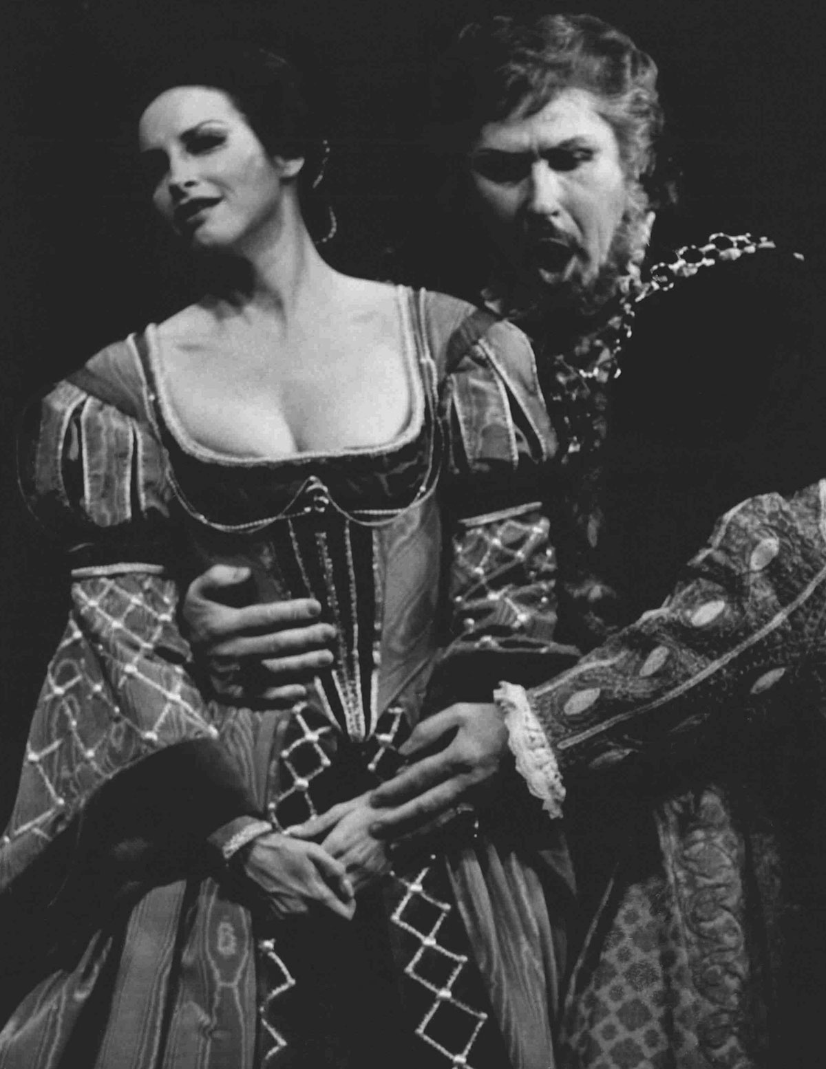 Anne Boleyn in Henry the VIII, by Saint-Saens. San Diego Opera.